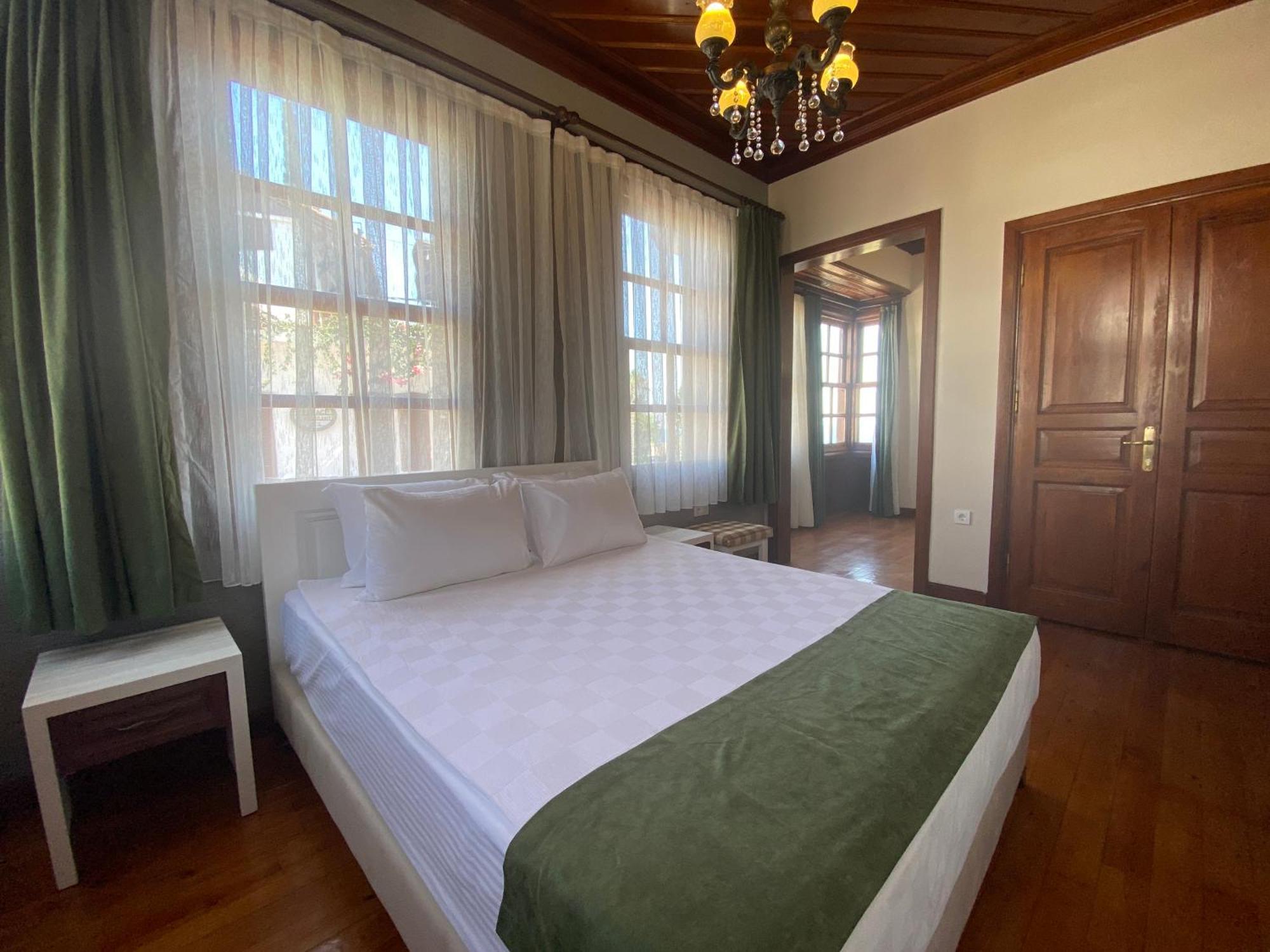 Ulivo Hotel Анталия Екстериор снимка