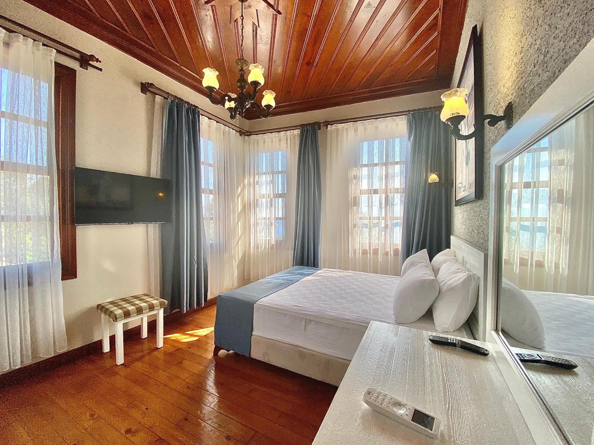 Ulivo Hotel Анталия Екстериор снимка